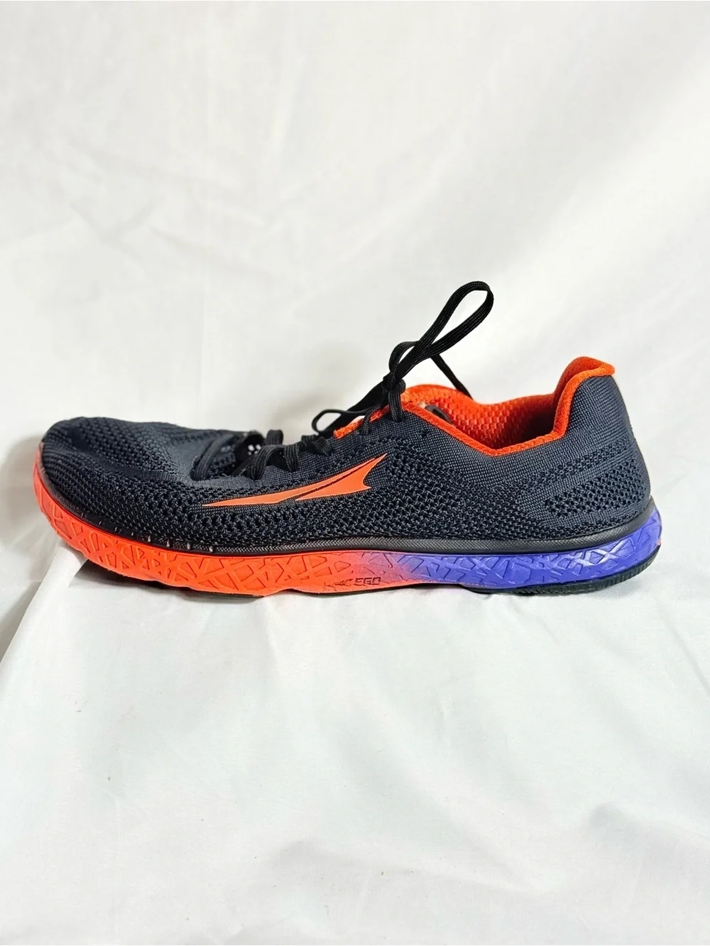 Altra Escalante Black size 11 Running Shoe Red Accent Orange to Purple Gradient - Picture 5 of 13